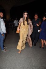 Sonam Kapoor snapped at airport on 7th May 2016